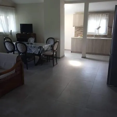 Fotis View 公寓 Paralía Skotínis